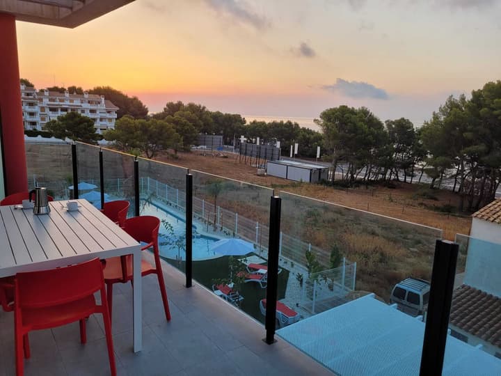 Azahar Beach Apartments