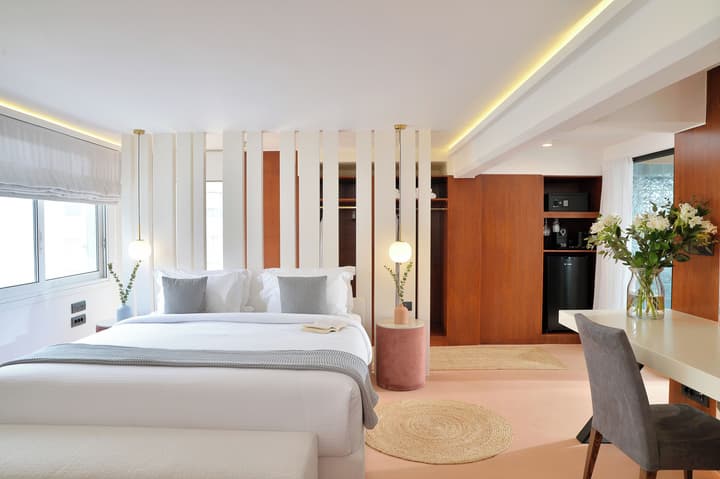 Alva Athens Hotel