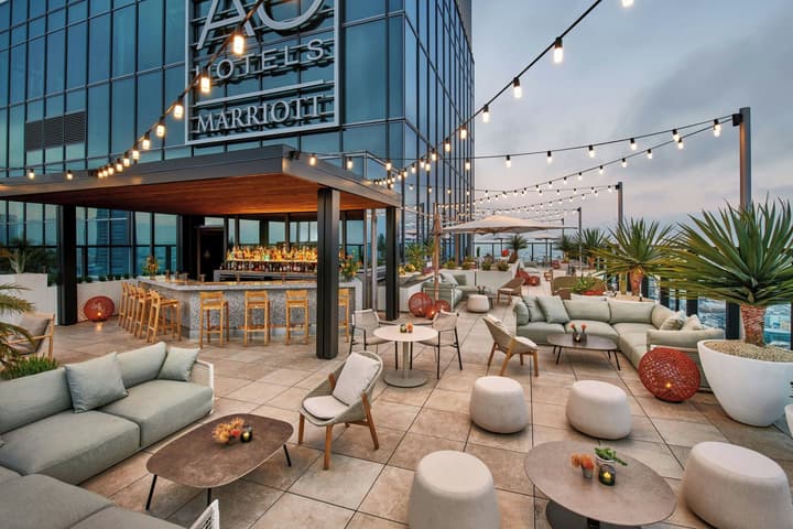 AC Hotel Downtown Los Angeles, a Marriott Hotel