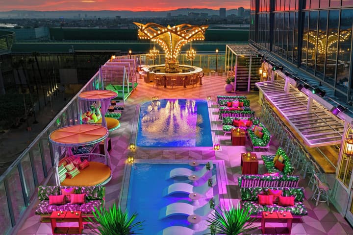 AC Hotel Downtown Los Angeles, a Marriott Hotel
