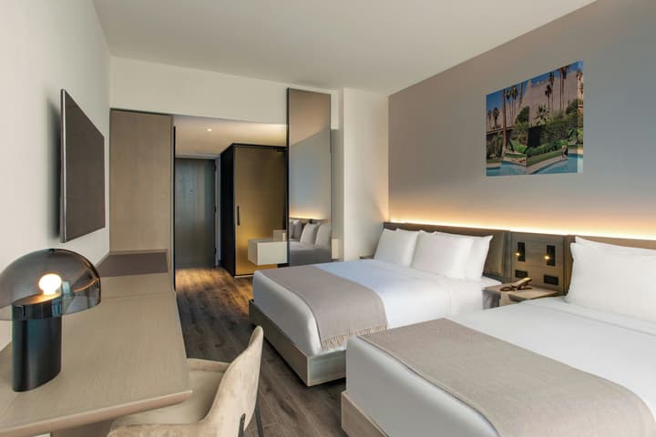 AC Hotel Downtown Los Angeles, a Marriott Hotel