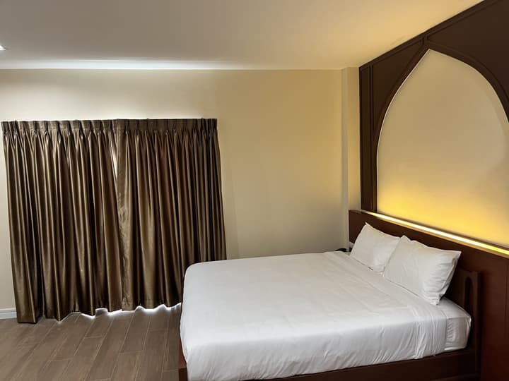 Anwari Hotel