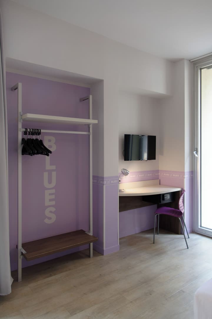 Sure Hotel by Best Western Nologo