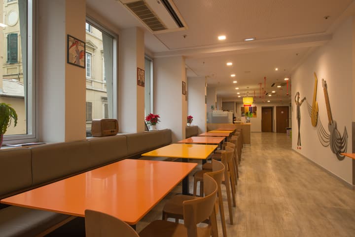 Sure Hotel by Best Western Nologo