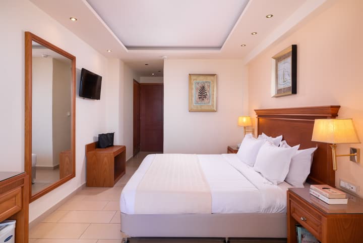 Avalon Palace Hotel by GHH