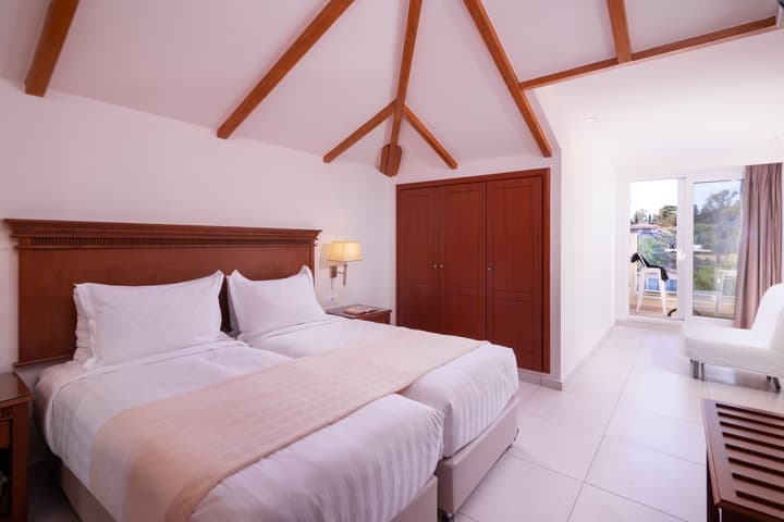 Avalon Palace Hotel by GHH