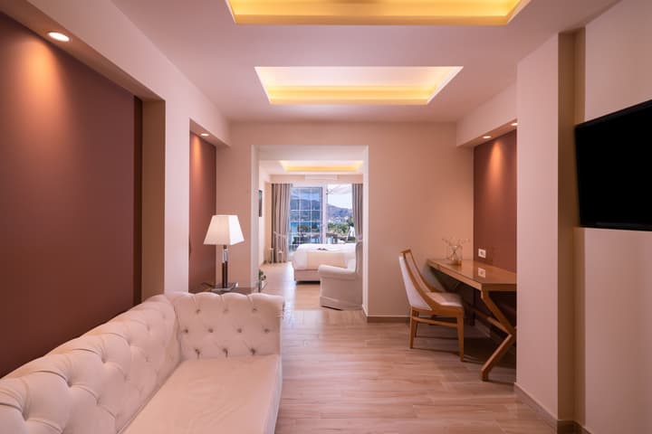 Avalon Palace Hotel by GHH