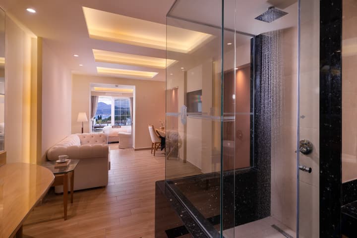 Avalon Palace Hotel by GHH