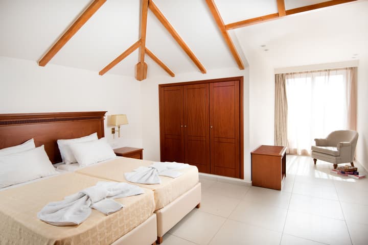 Avalon Palace Hotel by GHH