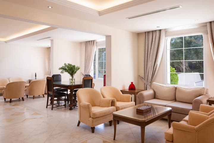 Avalon Palace Hotel by GHH