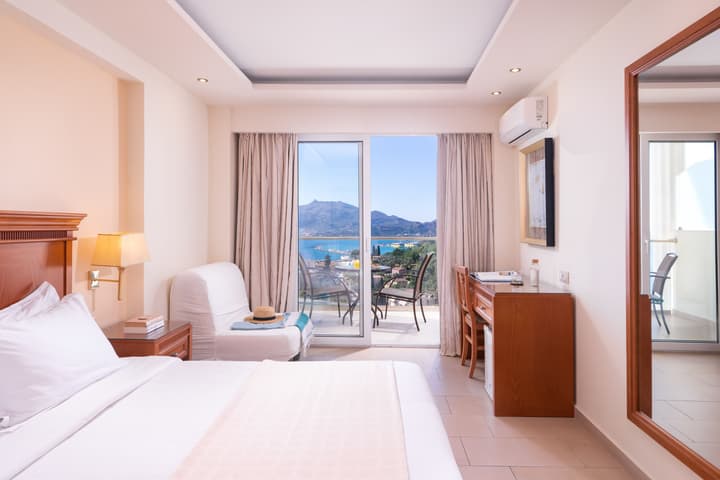 Avalon Palace Hotel by GHH