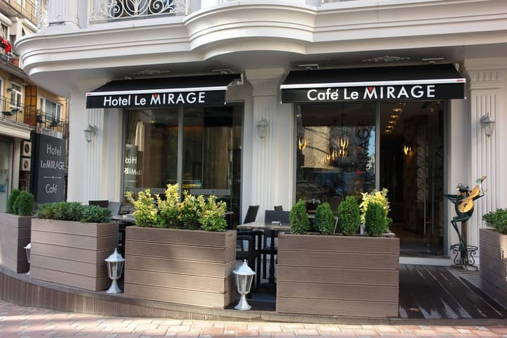 Hotel Le Mirage