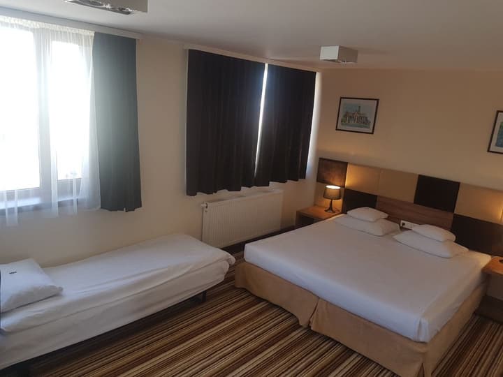 Boutique Hotel's Kwiska / Legnicka