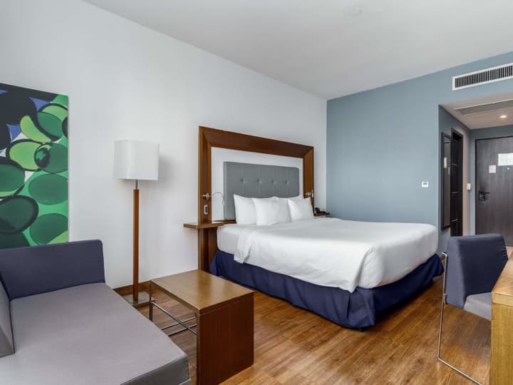 Novotel Panama City