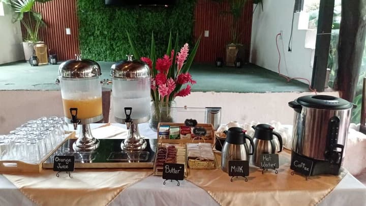 Tabulia Tree Hotel and Villas
