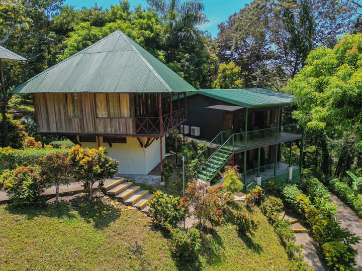 Tabulia Tree Hotel and Villas