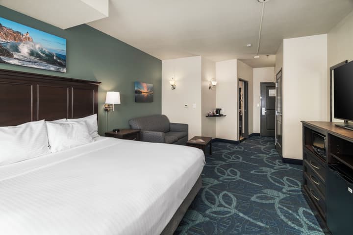 Park Point Marina Inn