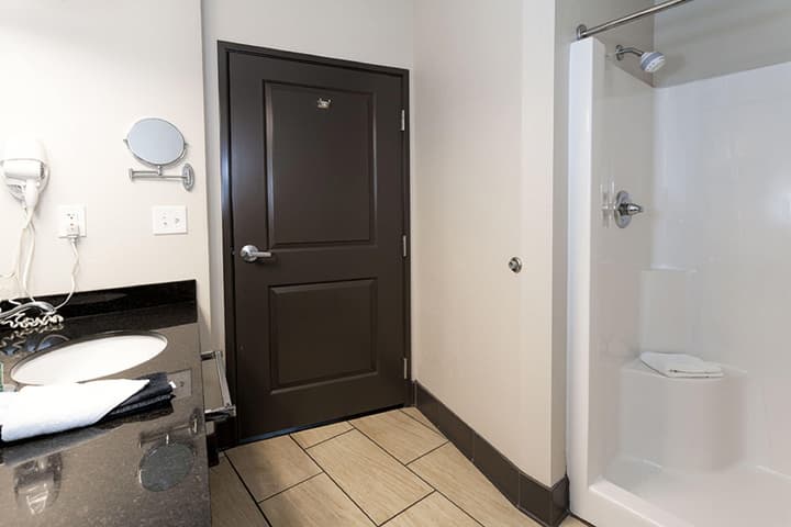 Park Point Marina Inn