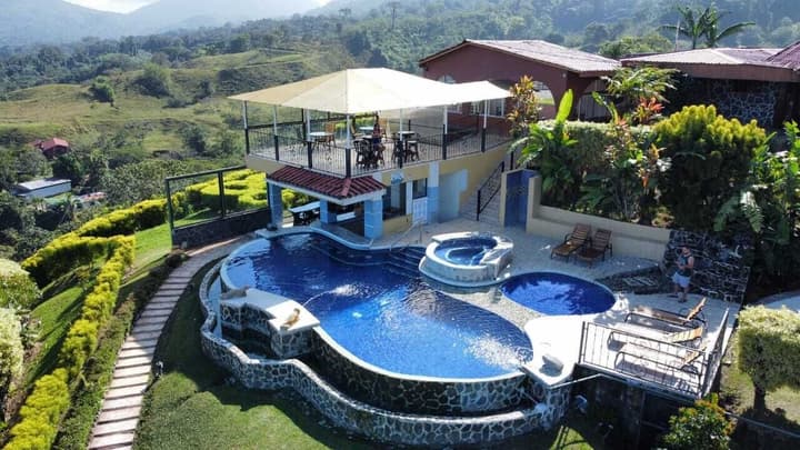 Hotel Linda Vista