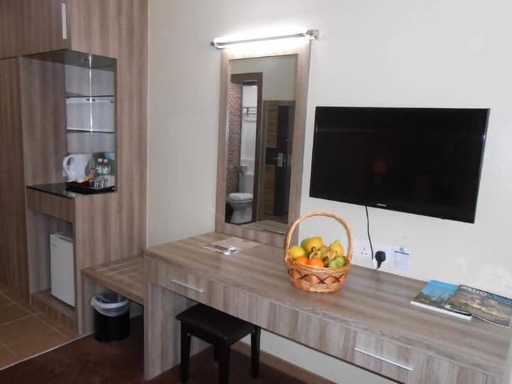 HIG Hotel & Convention