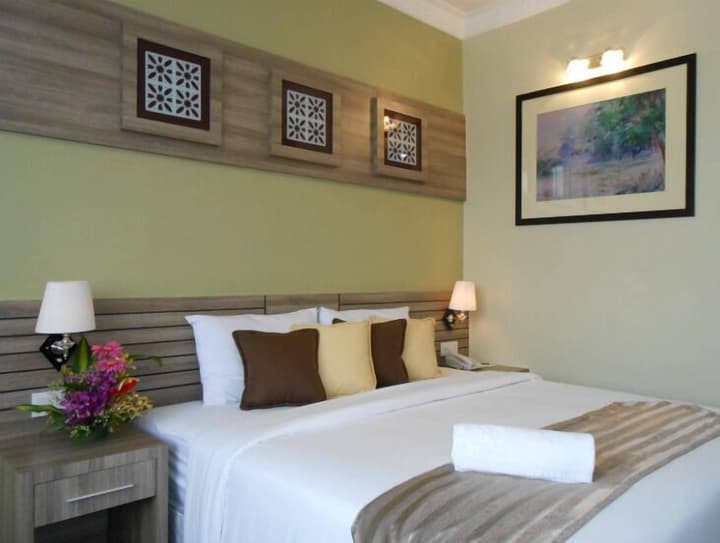 HIG Hotel & Convention