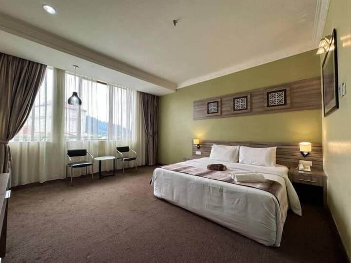 HIG Hotel & Convention