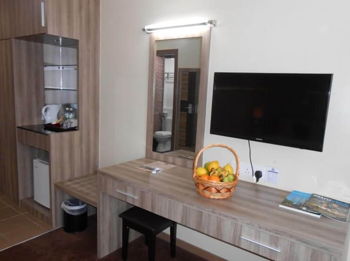HIG Hotel & Convention