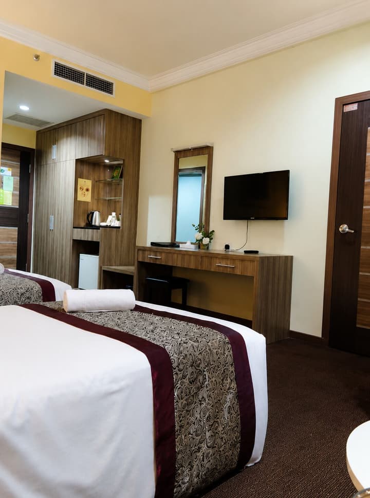 HIG Hotel & Convention