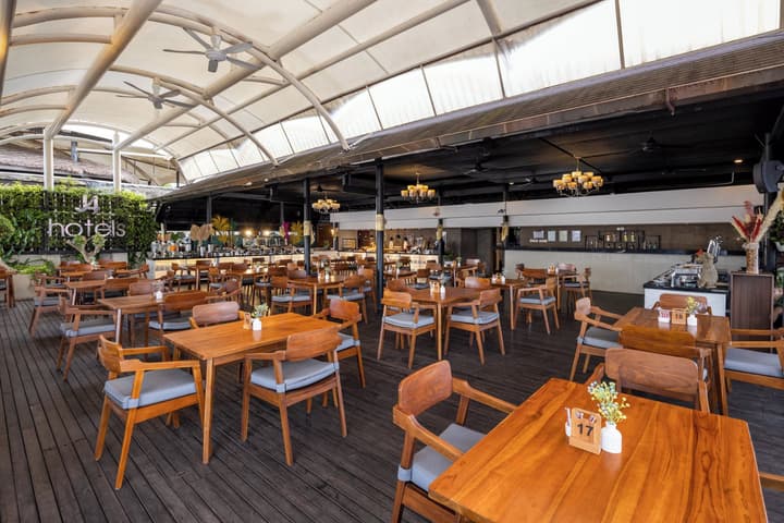 J4 Hotels Legian