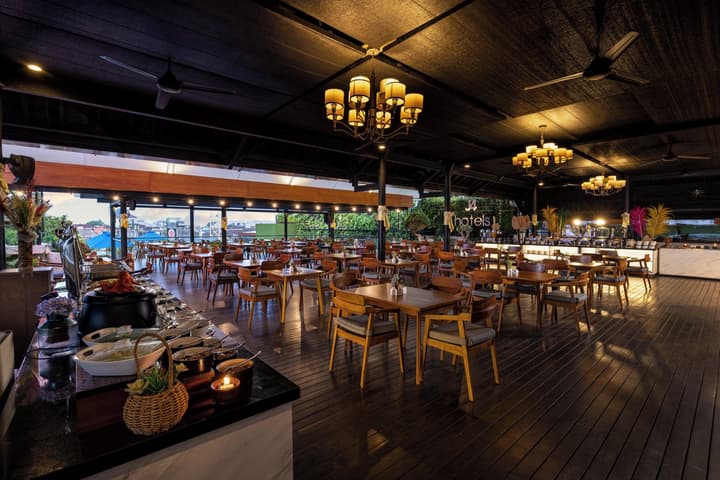 J4 Hotels Legian