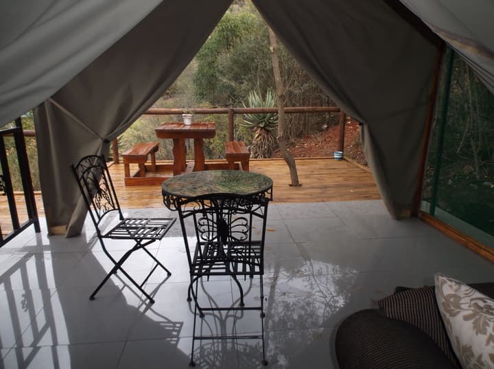 Old Mill Lodge, Working Ostrich Farm & Restaurant, Oudtshoorn