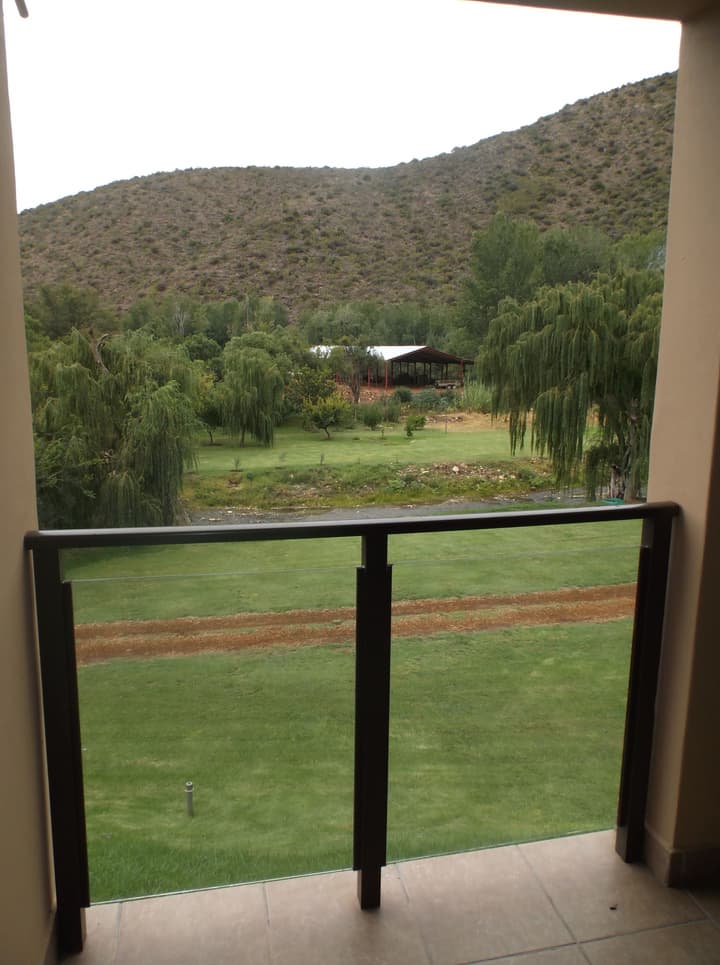 Old Mill Lodge, Working Ostrich Farm & Restaurant, Oudtshoorn