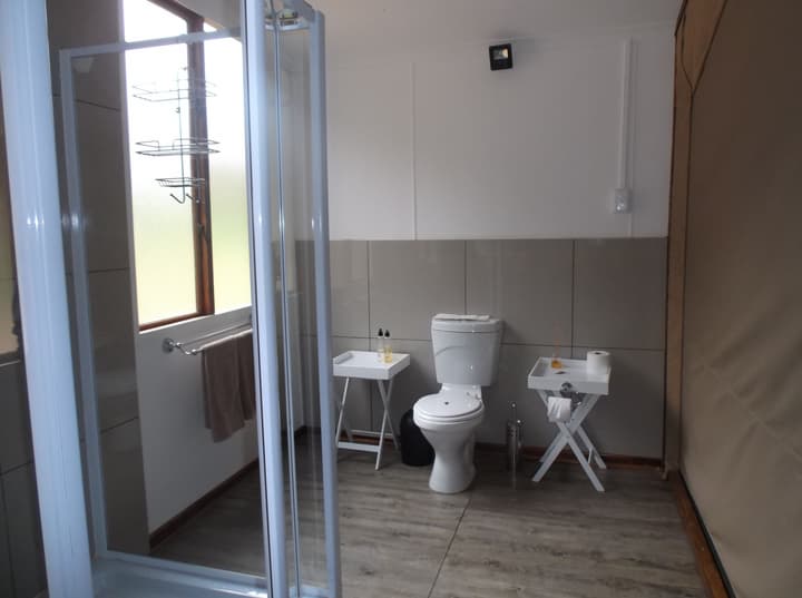 Old Mill Lodge, Working Ostrich Farm & Restaurant, Oudtshoorn