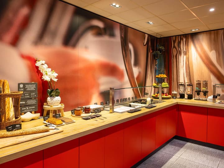 Ibis Rotterdam City Centre