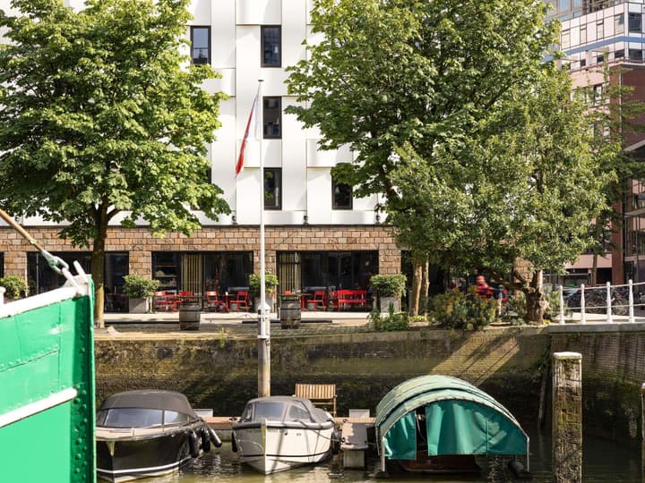 Ibis Rotterdam City Centre