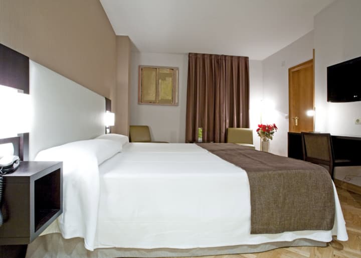 Hostal Carlos III