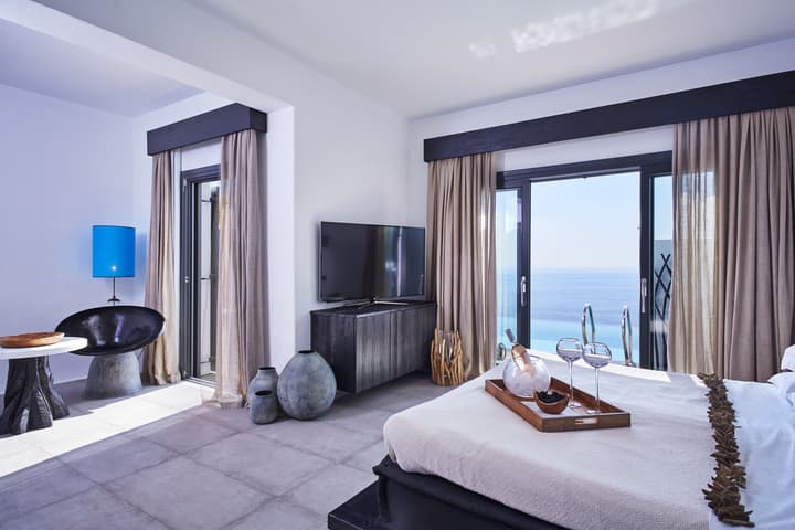 Myconian Utopia Relais & Chateaux