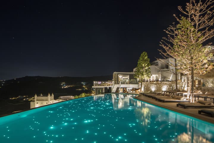 Myconian Utopia Relais & Chateaux