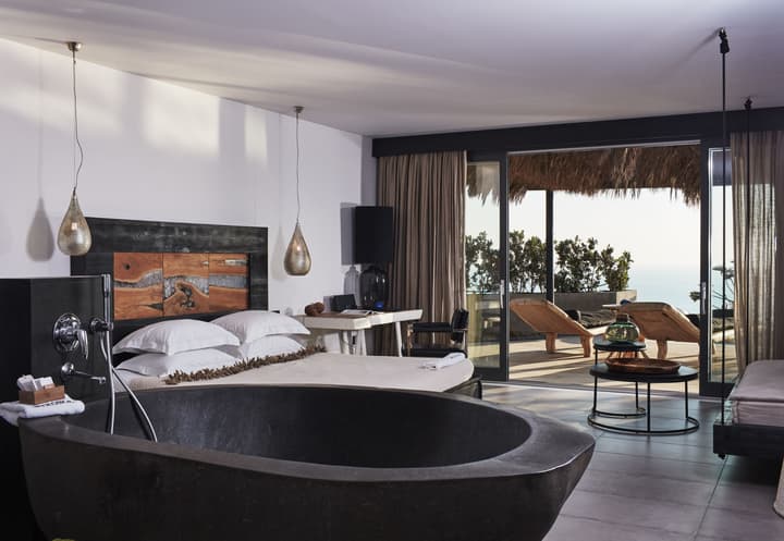 Myconian Utopia Relais & Chateaux