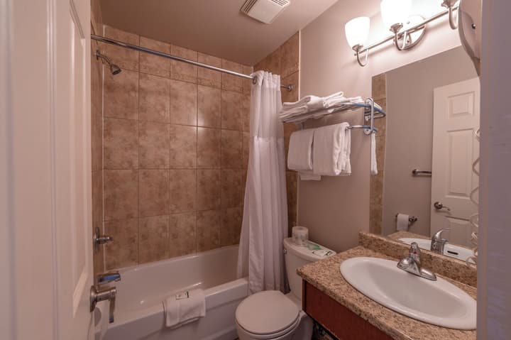 Sahara Courtyard Inn Penticton