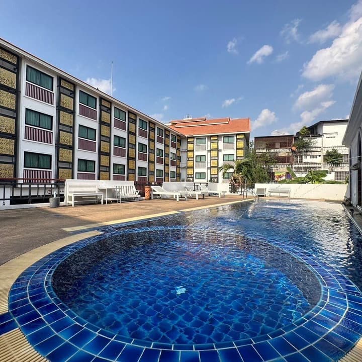 Wangburapa Grand Hotel
