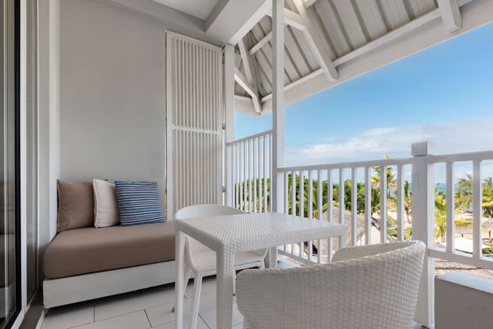 Radisson Blu Azuri Resort & Spa