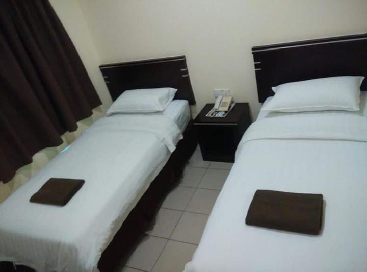 Hotel Traveller