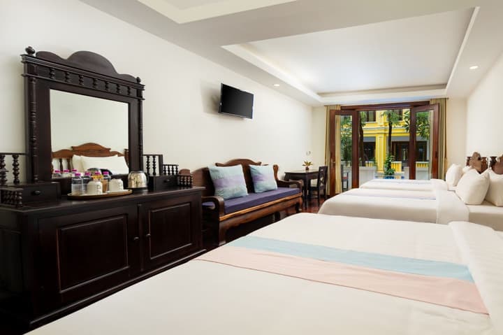 La Residence WatBo Hotel