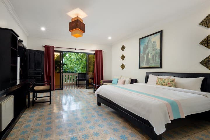 La Residence WatBo Hotel
