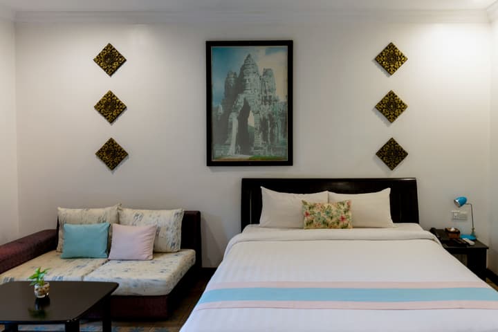 La Residence WatBo Hotel