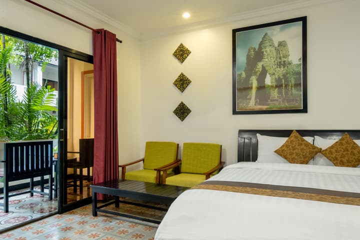 La Residence WatBo Hotel