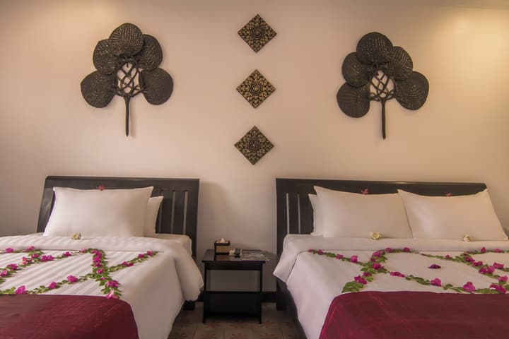 La Residence WatBo Hotel