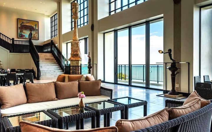 Hotel Monterey Okinawa Spa & Resort