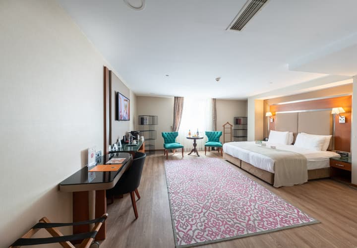 Dosso Dossi Hotels Old City